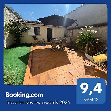 Charmante Maison Avec Cour Privative コニャック エクステリア 写真